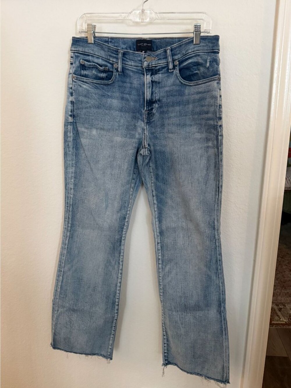 Women's Denim Blue Jean ~ Lucky Brand ~ Distressed Style ~ Size 12/31A